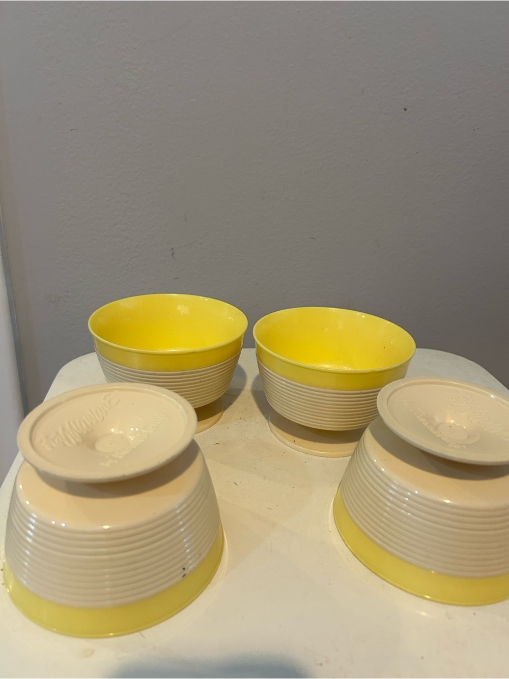 Set 4 vintage MCM plastic Yellow and Cream Ribbed Bowls Raffiaware by Thermotemp